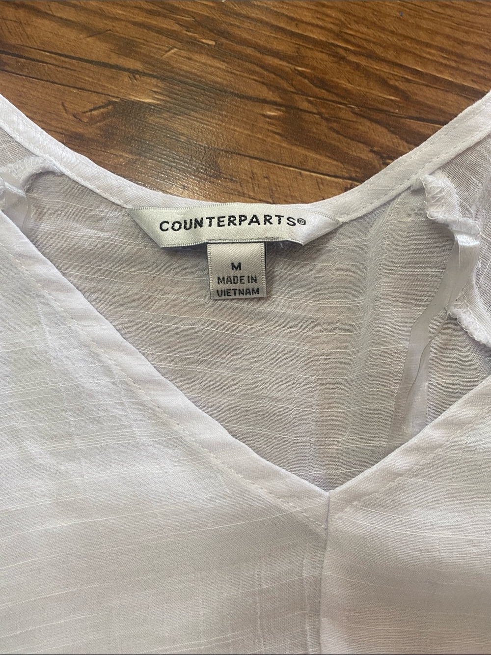 Counterparts White V-Neck Linen like Peasant Tunic - Picture 2 of 3
